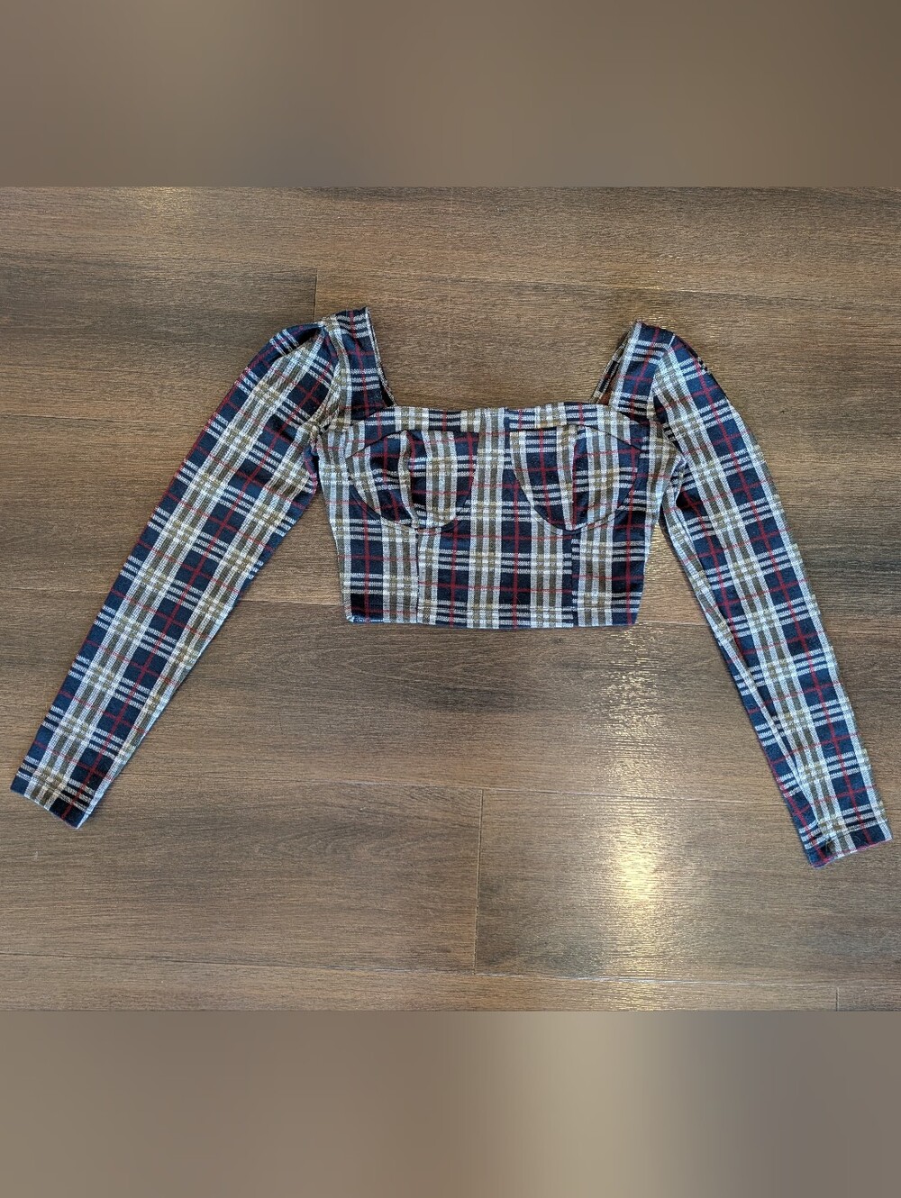 Free People sz. 4 plaid long sleeve crop top